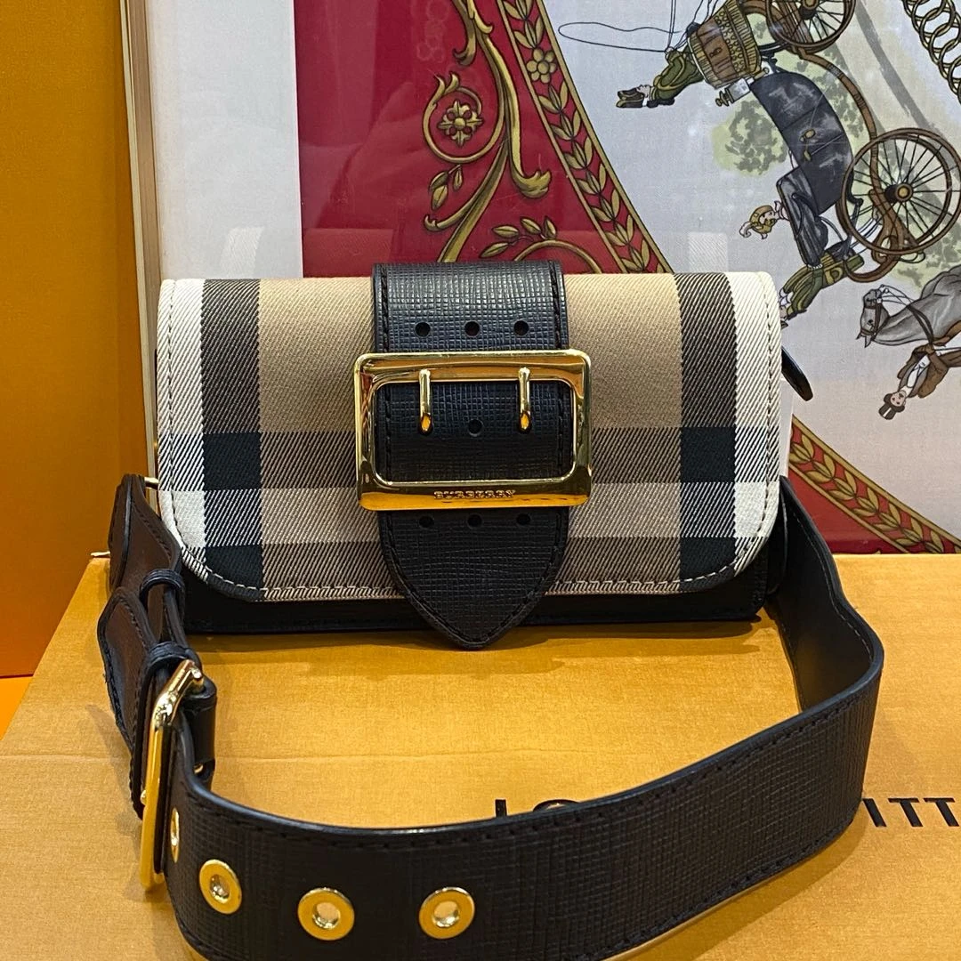 95新 BURBERRY/博柏利 大有/巴宝莉单肩包/NK0539