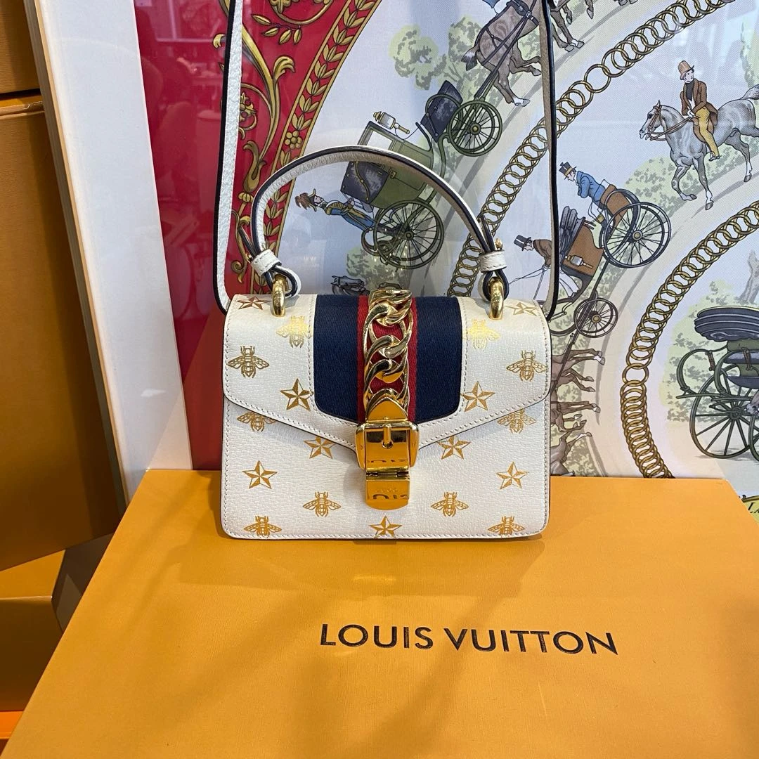 95新 GUCCI/古驰 大有/Gucci塞尔维亚单肩包/NK0459