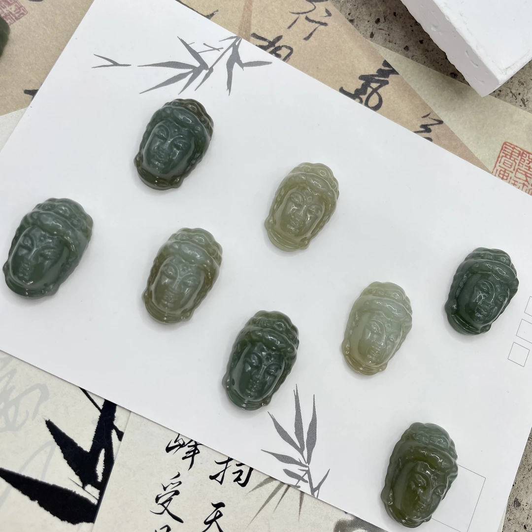 天然玉石和田玉带糖 观音首吊坠 男女统带 （多样性发货）H182