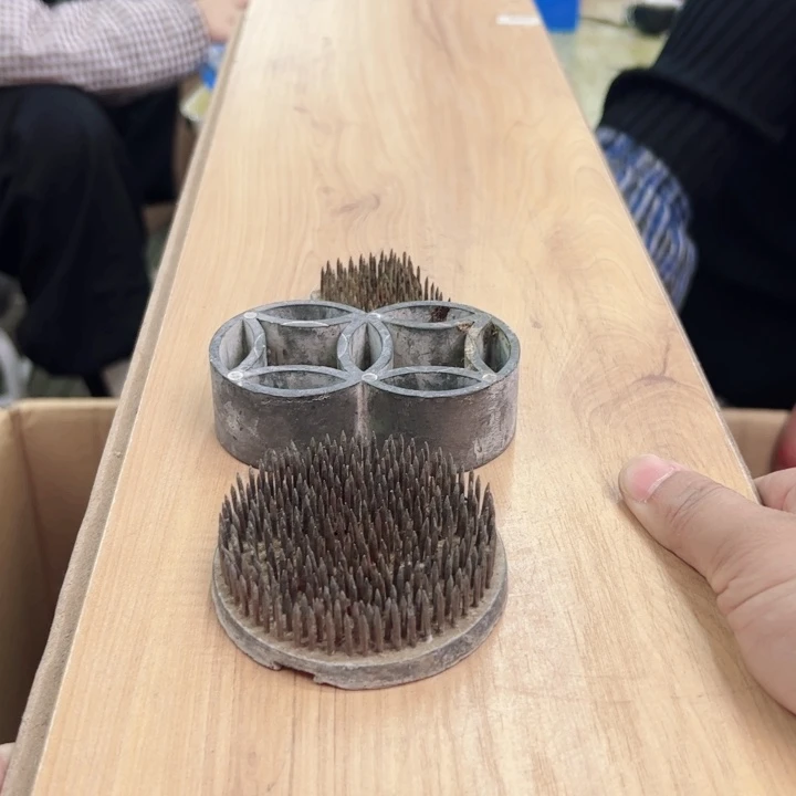 碟K****e发发发发发发发发