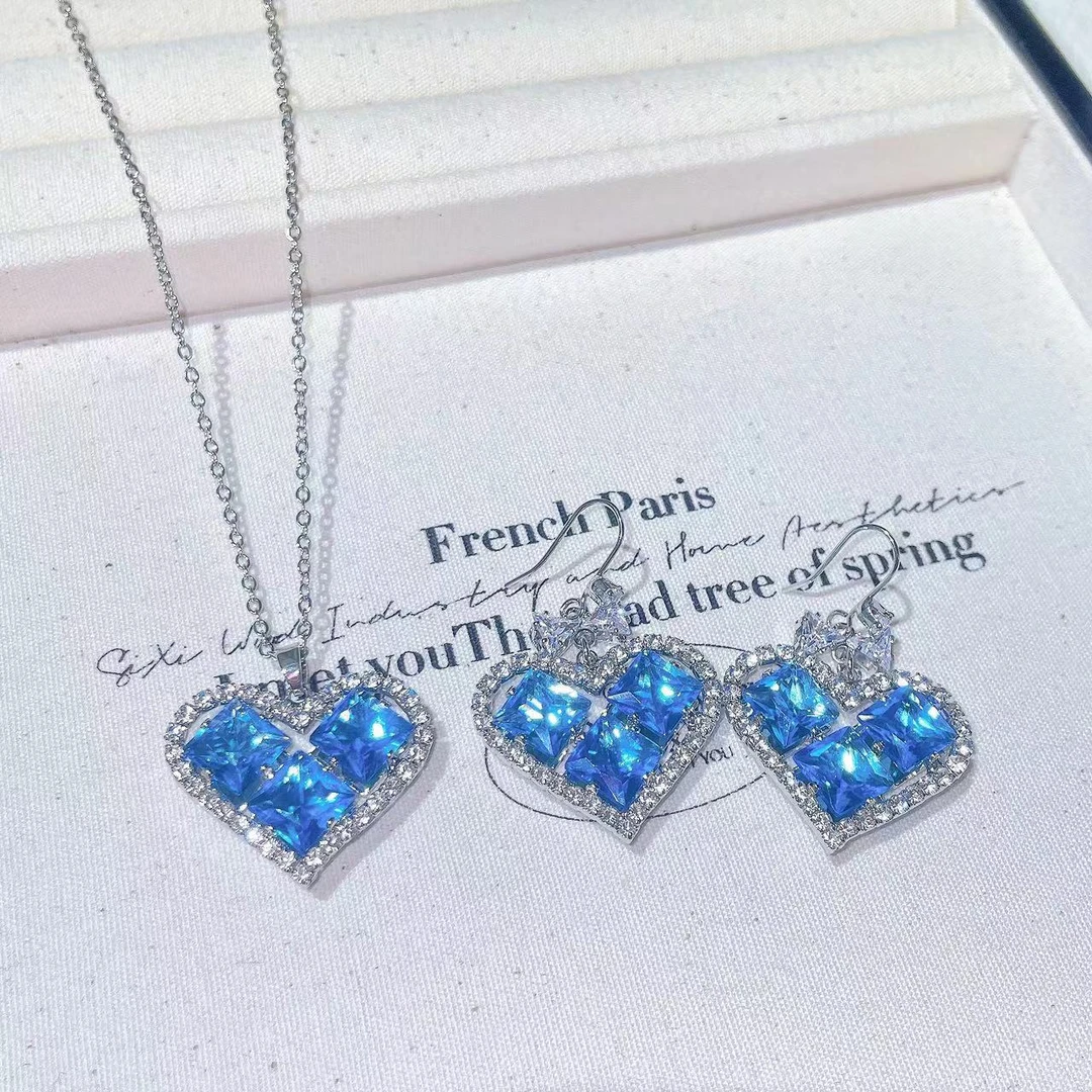 锌合金亚克力耳饰 精致高级感轻奢微镶锆石蓝色爱心耳钩项链套装