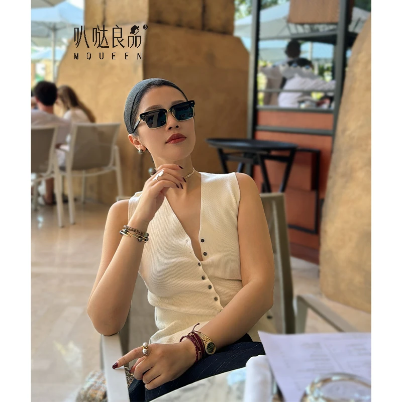 【叭哒不惑】假日 羊毛时尚打底纯色背心百搭简约修身无袖上衣