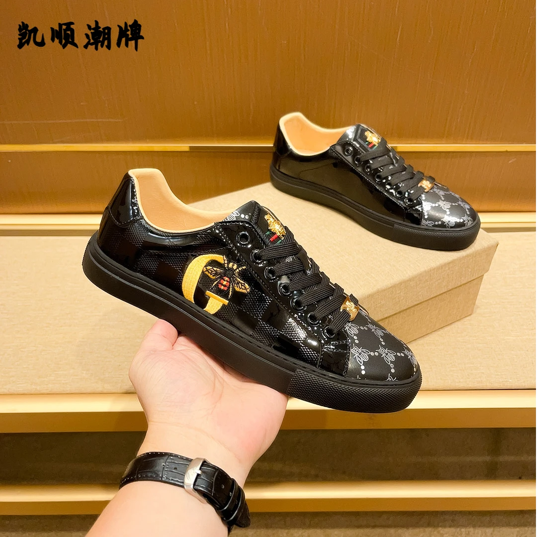 欧洲站酷奇潮鞋小蜜蜂奢侈品透气高端男鞋透气时尚男士潮流板鞋子