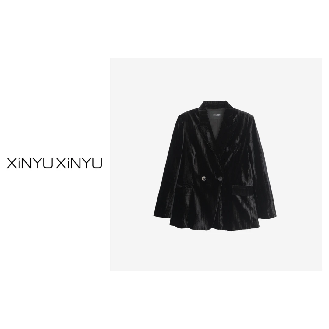 XINYU/芯与『摩卡之都』光感肌理丝绒西装30883 休闲西服女士设计师