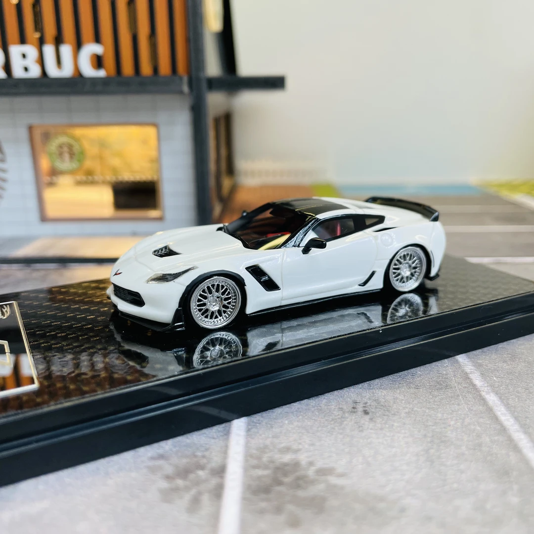YM 1:64 克尔维特 白色 树脂汽车模型