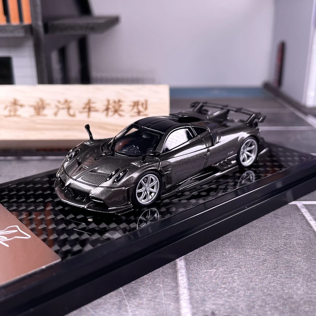 【壹童现货】LCD 1:64 帕加尼伊莫拉 灰色 合金汽车模型
