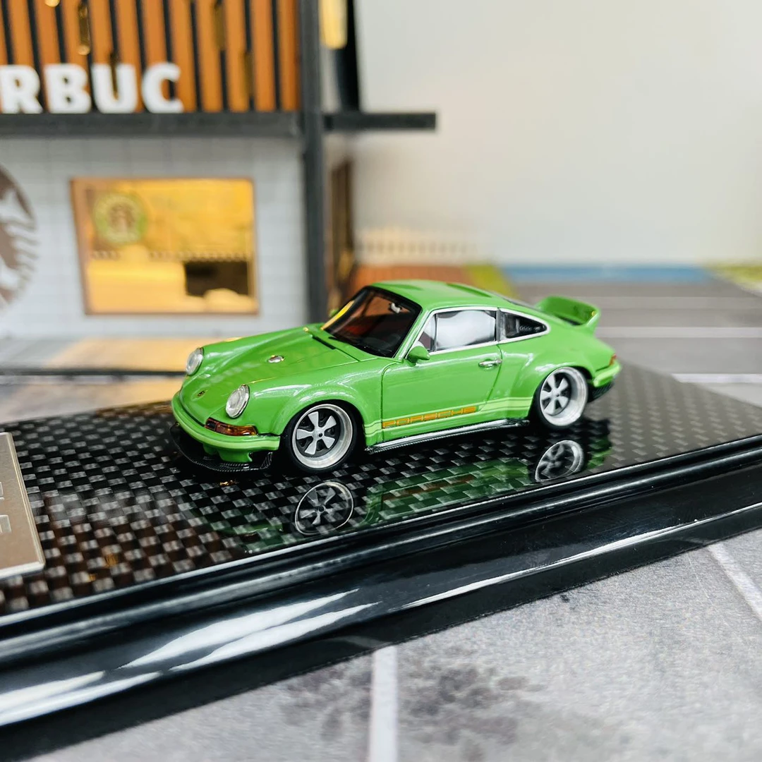YM 1:64 保时捷964Singer DLS 绿色 树脂汽车模型