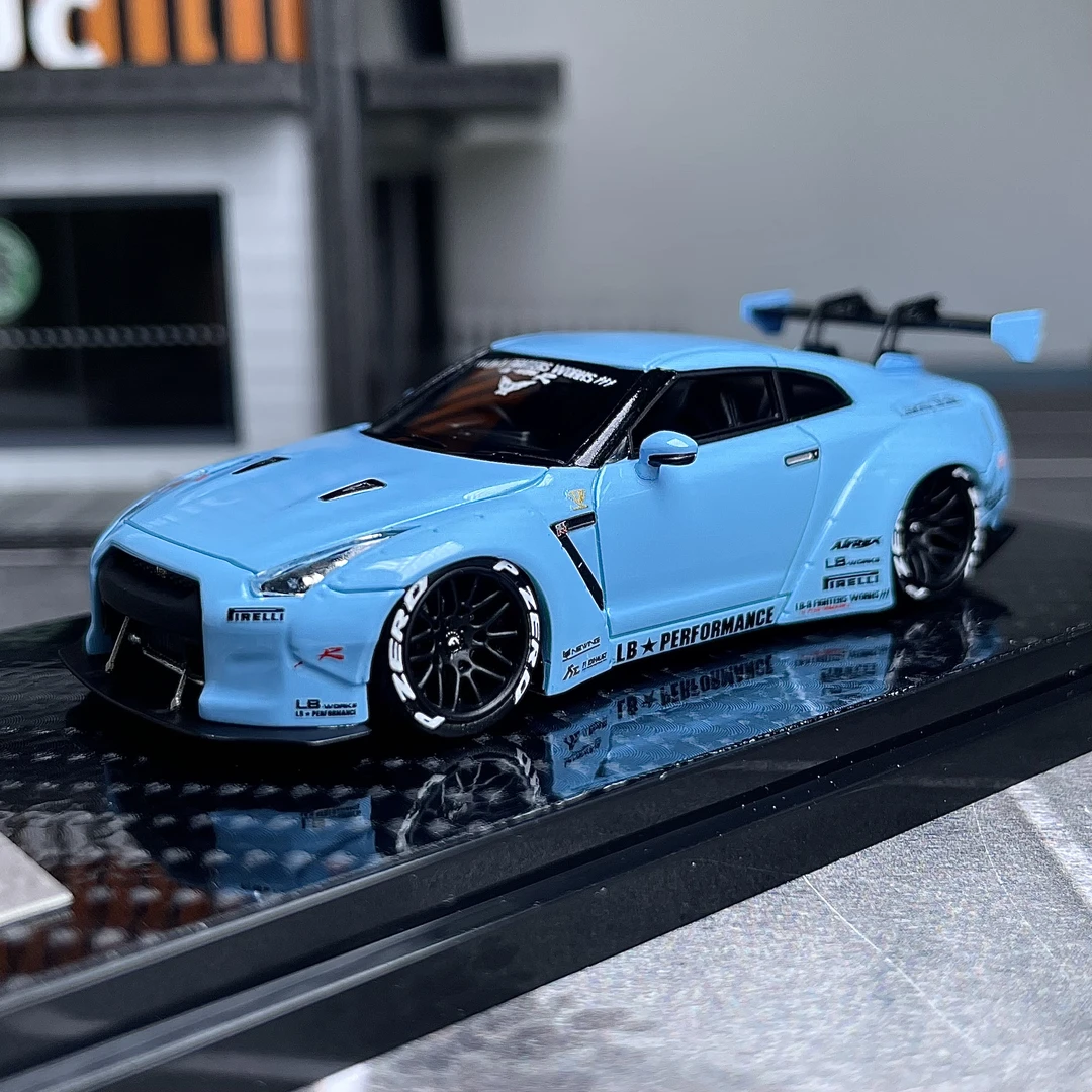 404 Error 1:64 尼桑R35 金属蓝 树脂汽车模型