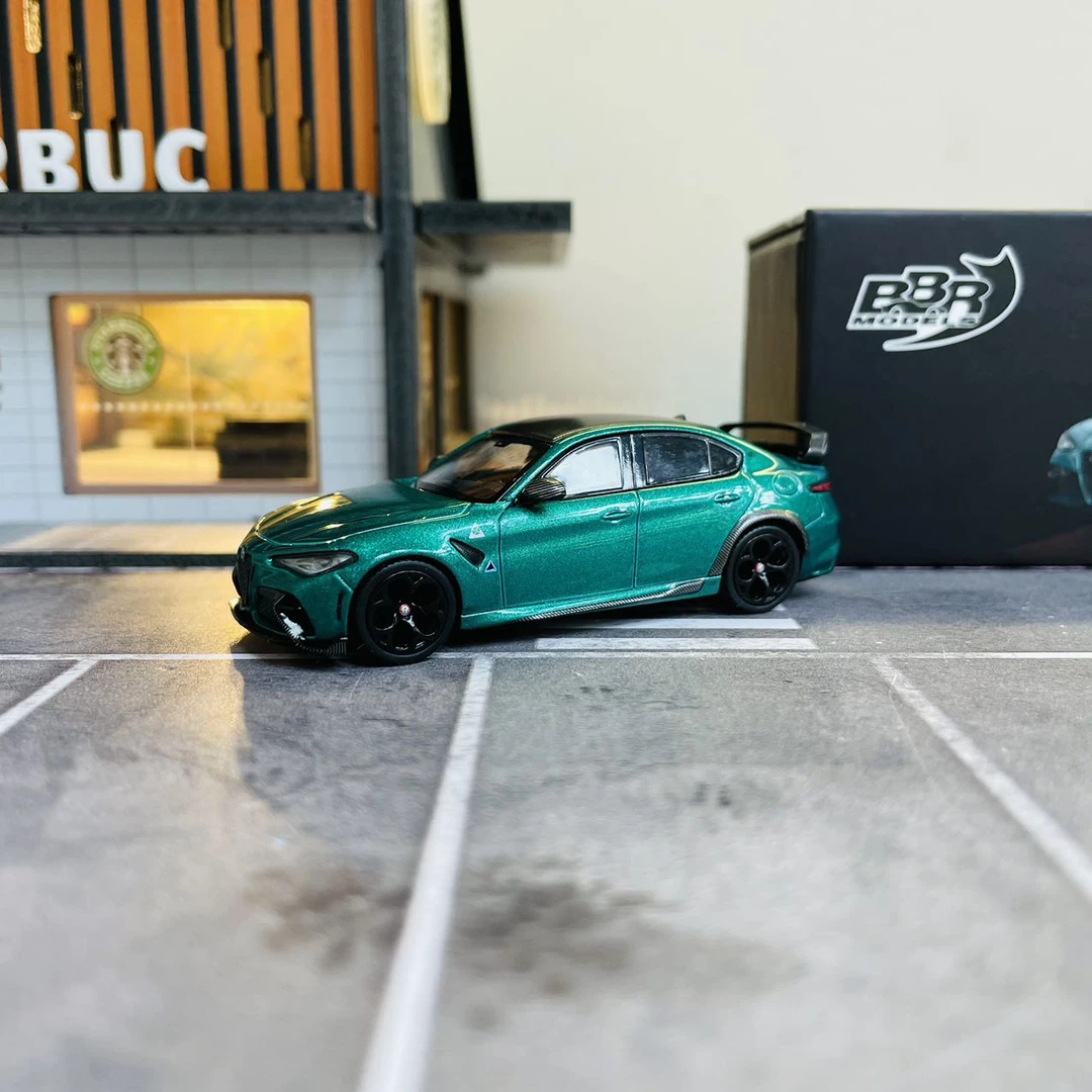BBR 1:64 阿尔法罗密欧GTAM 绿色 合金汽车模型