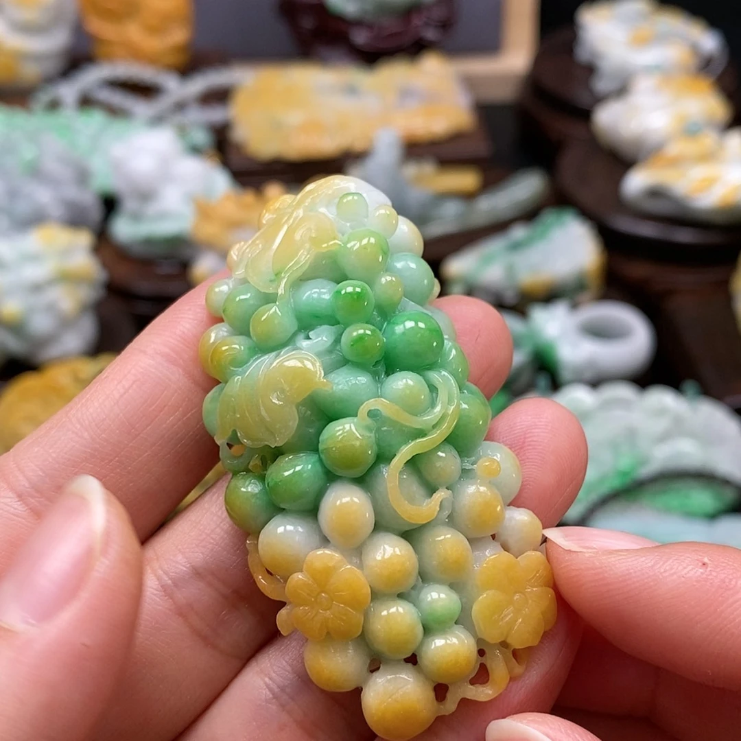 【闪购商品】翡翠颈饰未镶嵌有*