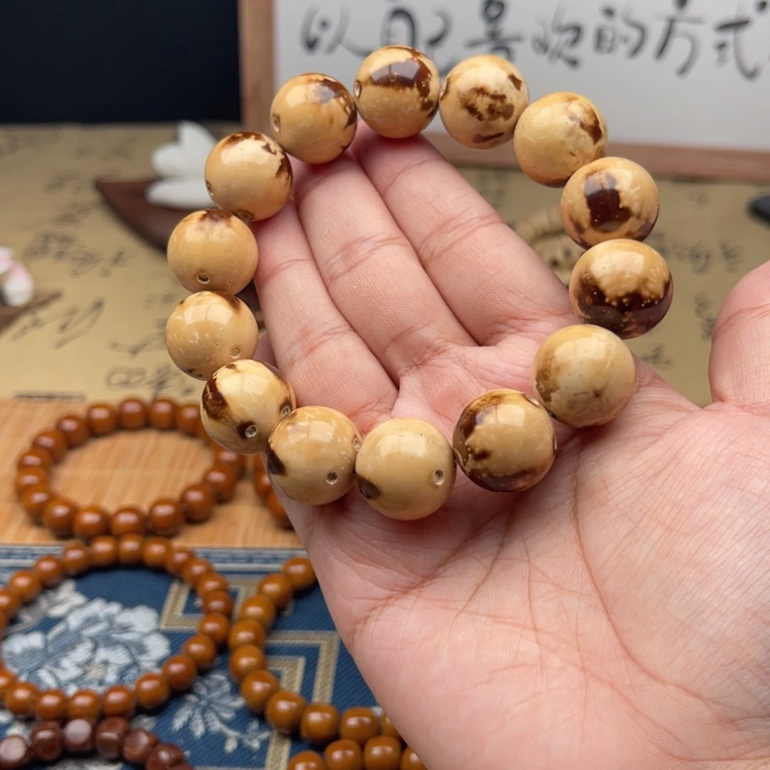 紫金鼠手串熊猫半实心18