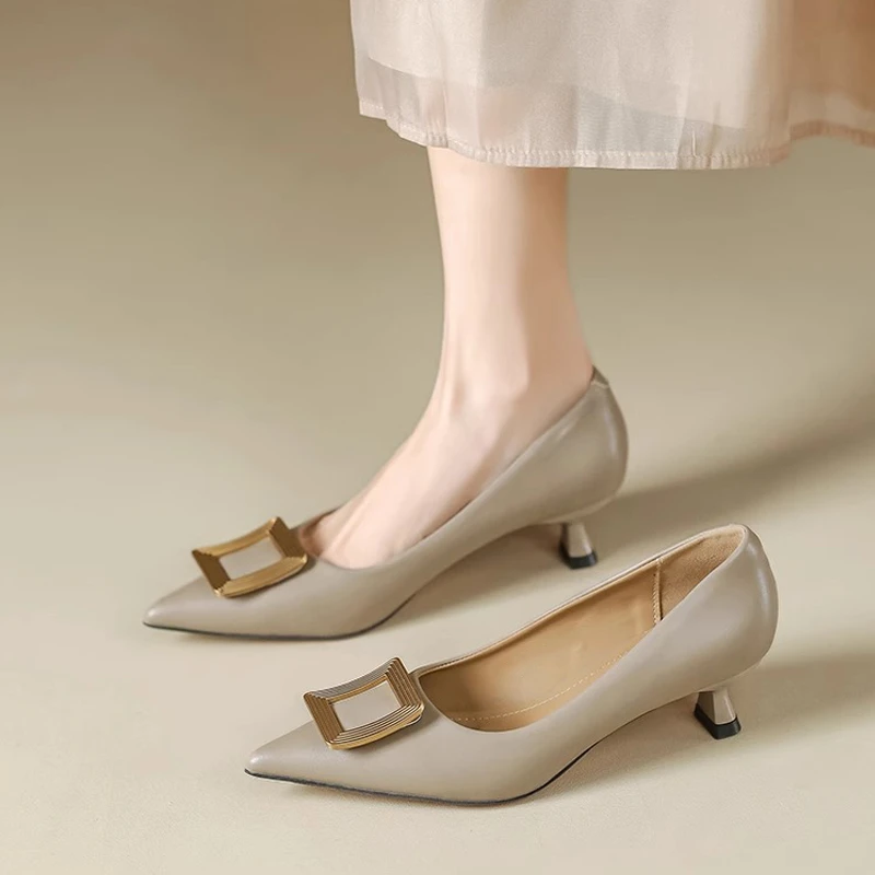 欧洲站3厘米小跟高跟鞋女细跟春法式时尚金属扣尖头低跟软皮单鞋