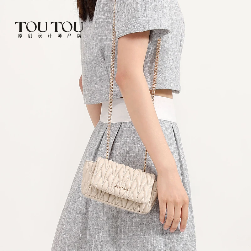 toutou链条包2023新款原创几何绣线翅膀包腋下包单肩斜挎包40469T