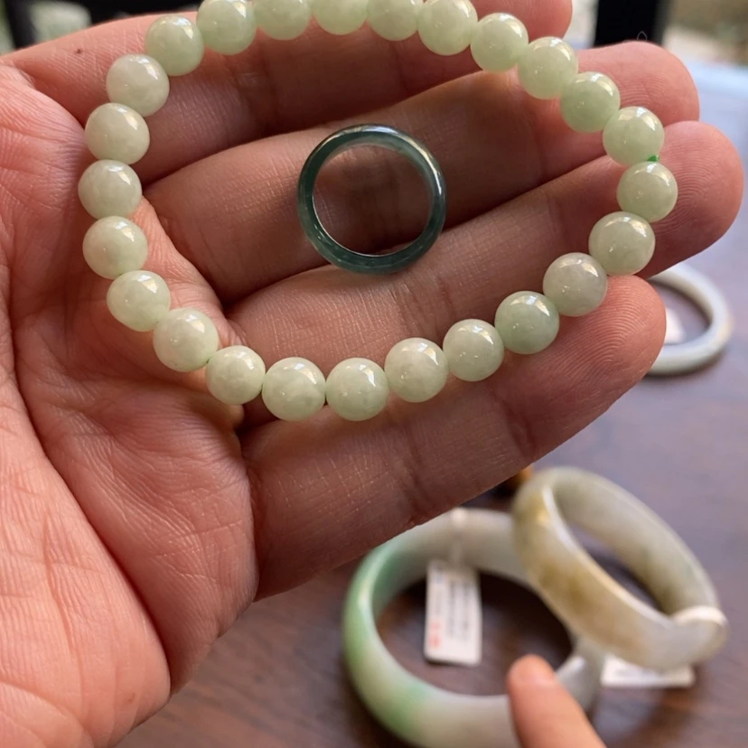 【闪购商品】翡翠手链未镶嵌今**空