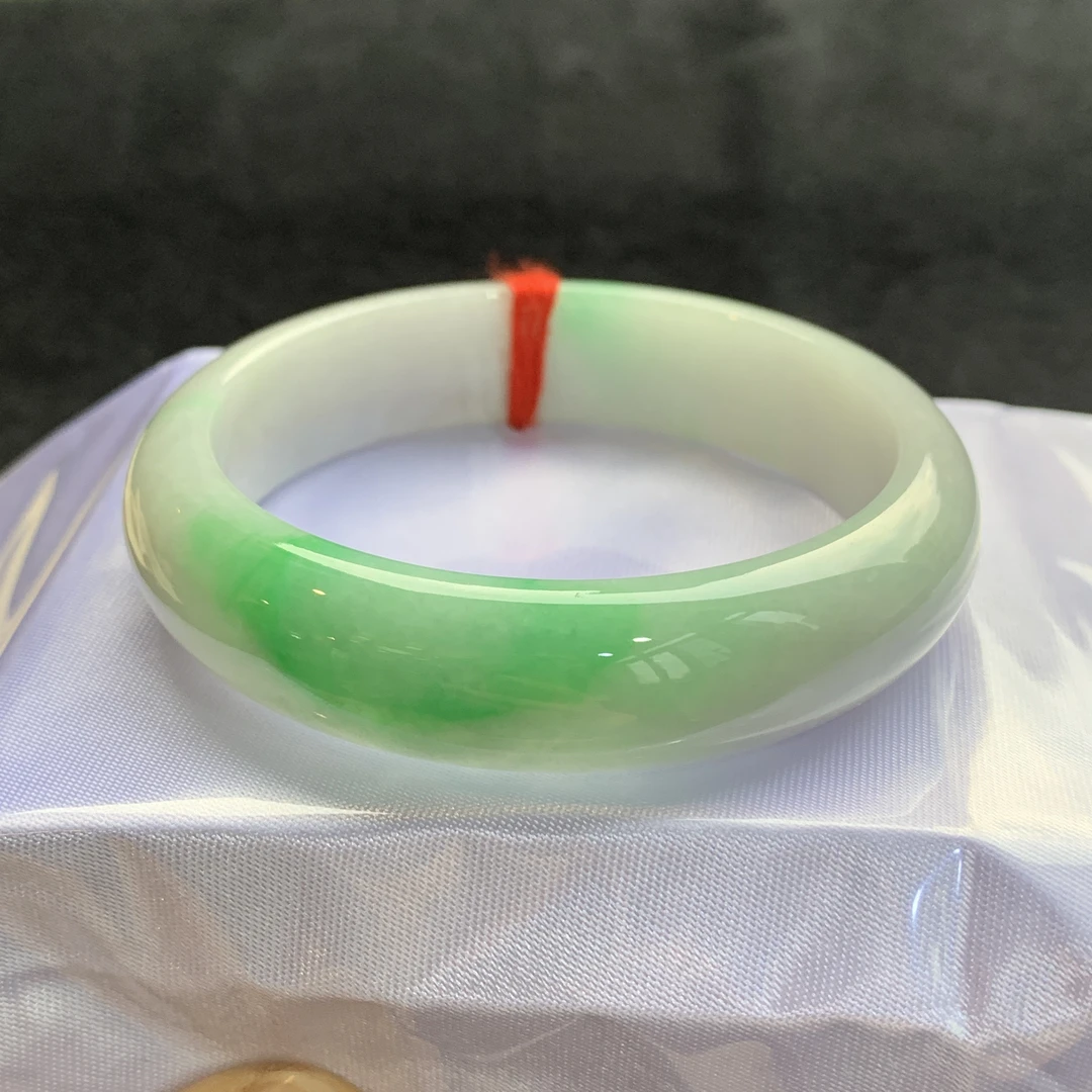 天然缅甸翡翠手镯冰种正阳绿正圈a货 尺寸57-58