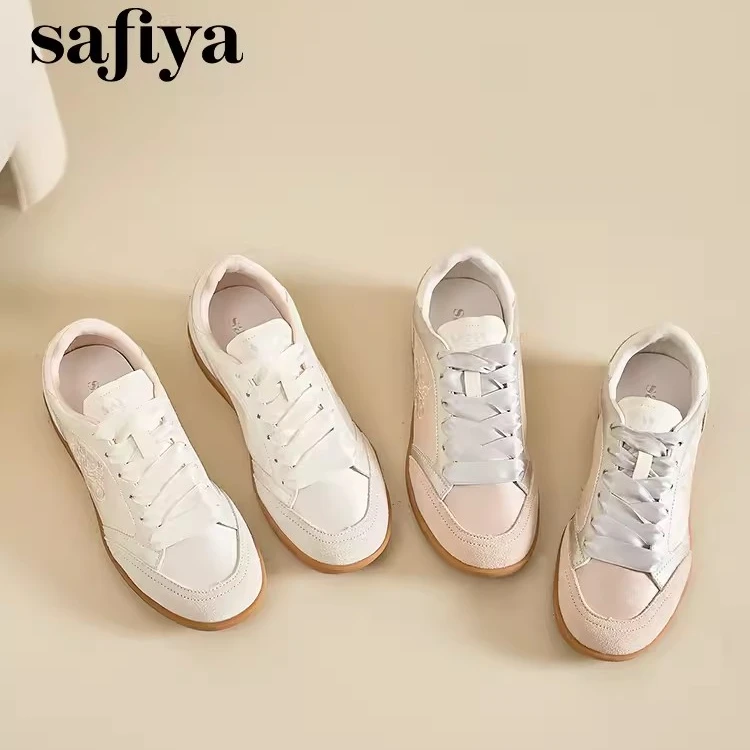 Safiya/索菲娅2024年新款中式国风刺绣缎面软底休闲百搭德训鞋