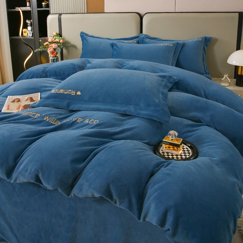 2023新款A类牛奶绒四件套加厚宝宝绒纯色刺绣绒面绣花四件套