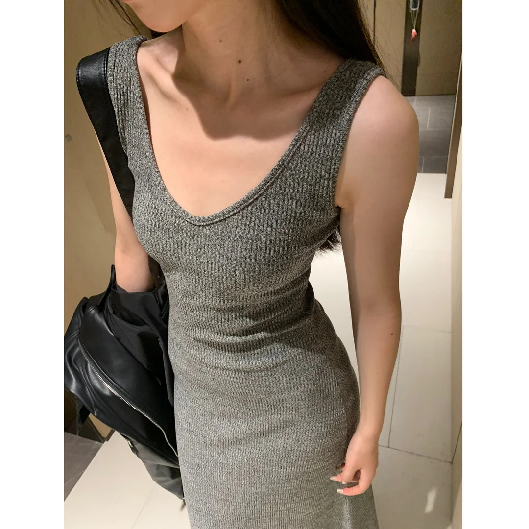 闭店清仓NO退NO换 V领背心正反两穿修身百搭显廋内搭针织连衣长裙