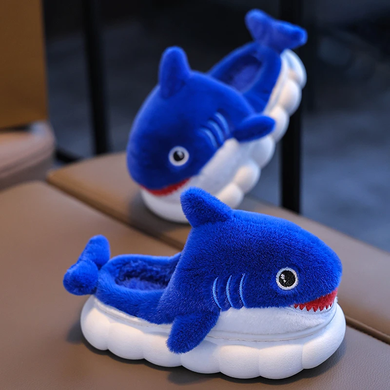 儿童棉拖鞋冬季小男孩家用软底卡通新款鲨鱼亲子居家宝宝毛绒棉鞋