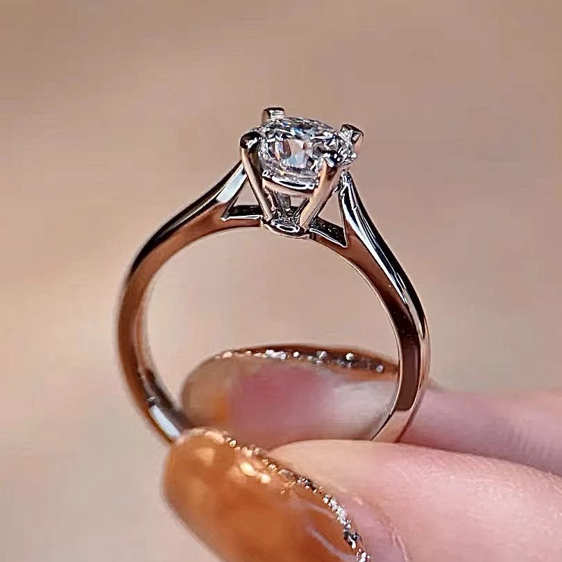 925银莫桑石戒指 【周家四爪】简约女戒百搭0.5-2克拉合成碳硅石