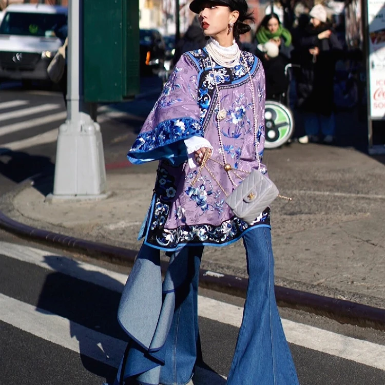 2024年绝美新中式国风套装晚清紫色印花上衣牛仔喇叭裤两件套女装