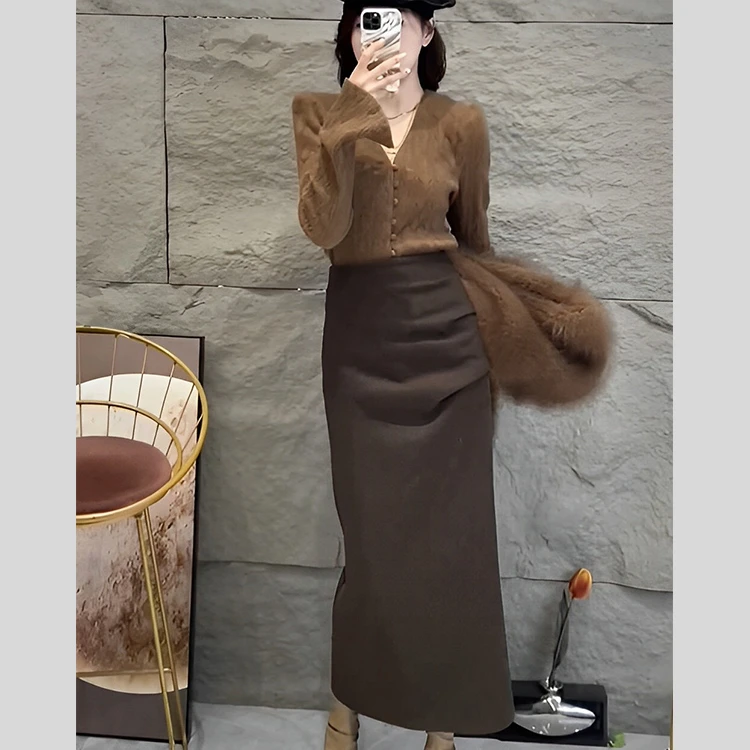 秋季新款女装套装小香风时尚洋气质温柔气质针织毛衣半身裙两件套