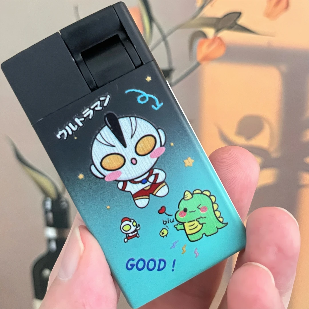 【2025夏季爆款】金属蓝焰打火机卡通动漫风点火直冲可循环充气火机