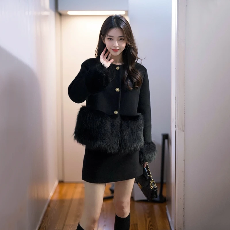 小香风外套女短款秋冬季新款加厚保暖轻奢毛毛绒拼接大衣时尚套装
