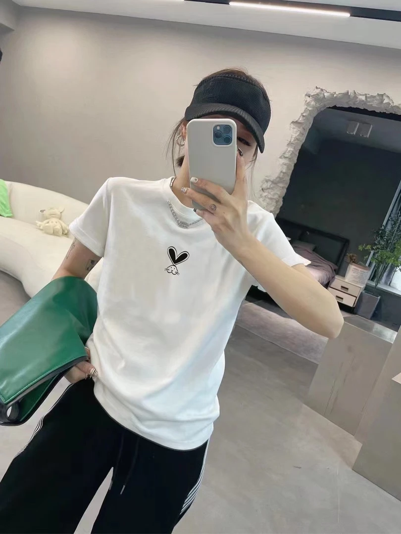 夏季新款透气舒适刺绣短袖T恤简约大气时尚韩版女装
