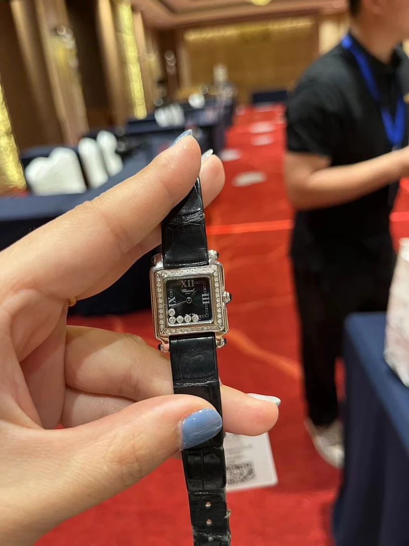 99新 Chopard/萧邦 萧邦快乐五钻外圈后钻石英腕表/梦一专属