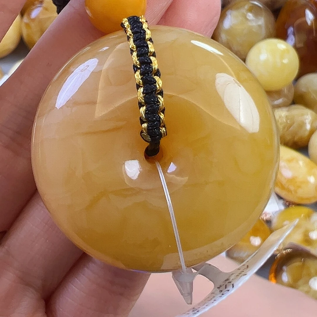 琥珀颈饰未镶嵌蜜蜡