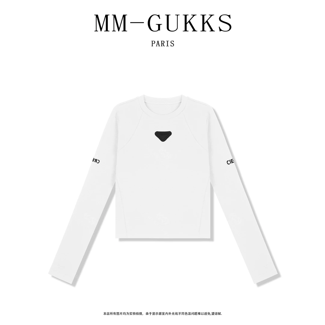 明明GUKKS/秋冬新款轻奢高级感三角圆领打底衫上衣加绒款