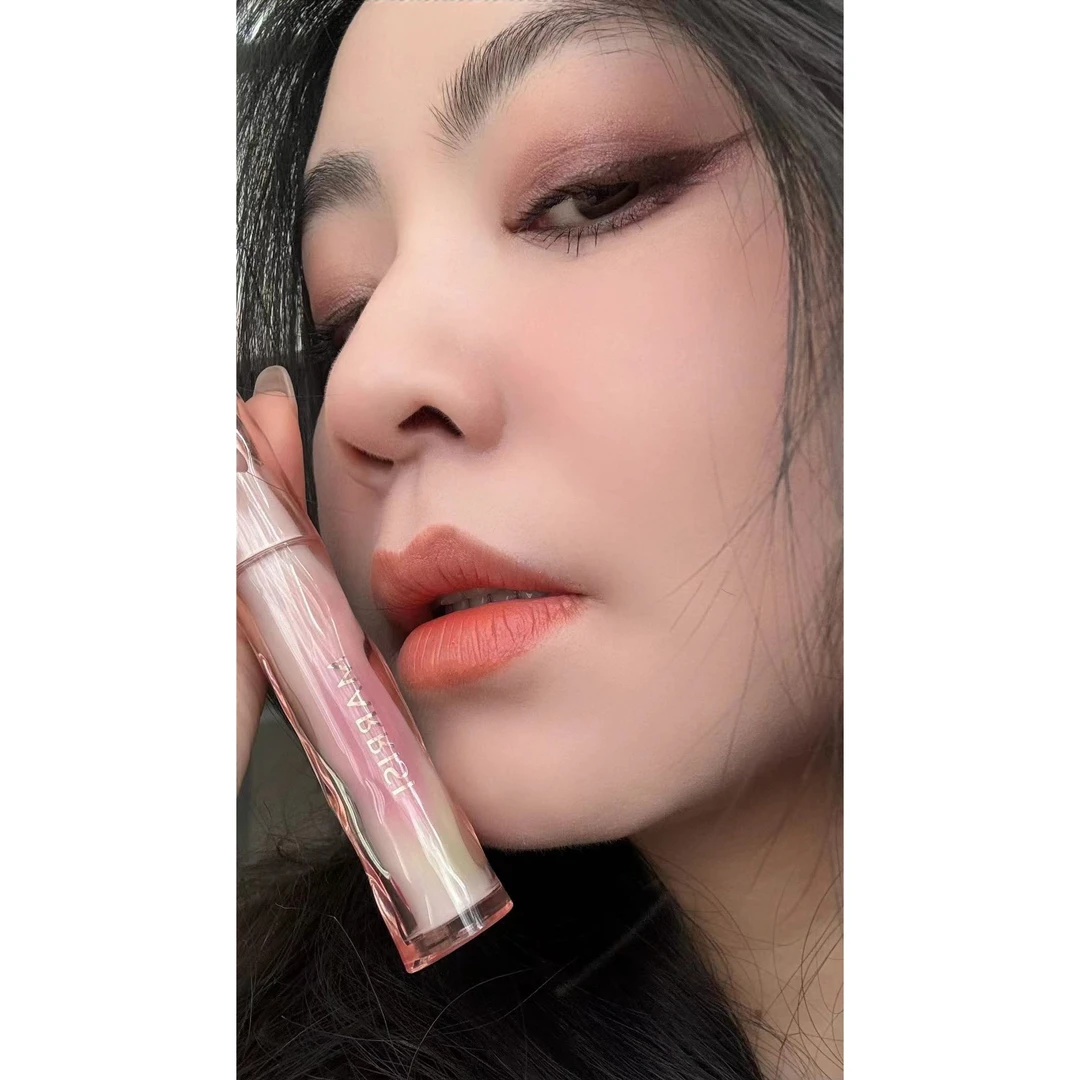 609亮面持色不沾杯唇釉8019