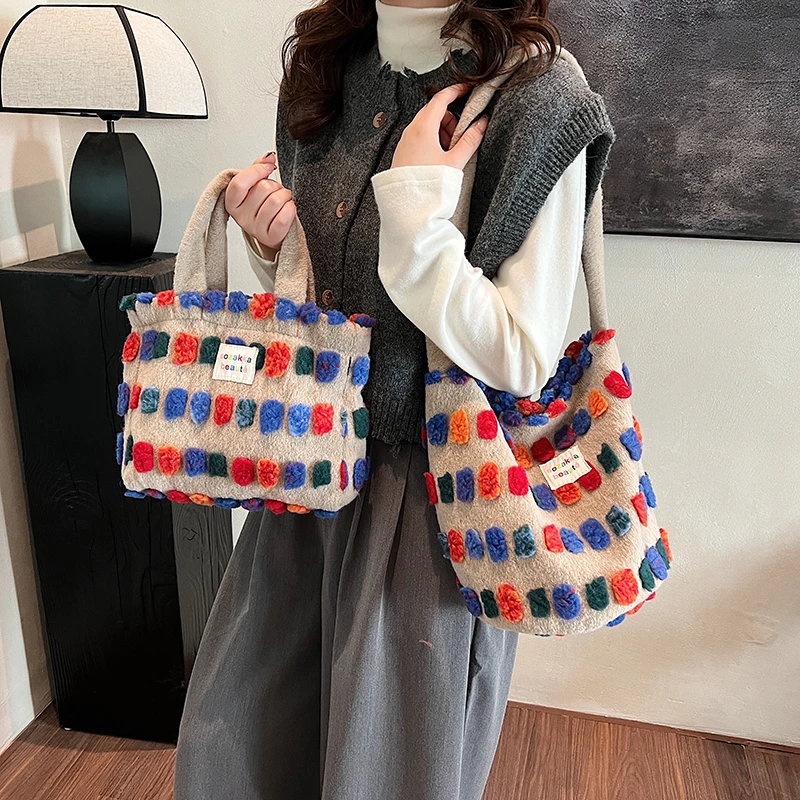 新款可爱甜美立体彩色波点毛绒手提包通勤时尚百搭休闲单肩水桶包