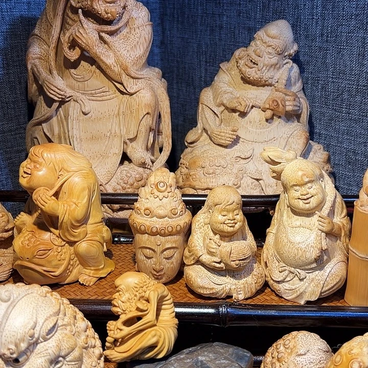 竹晖**里竹根雕龙蜷文玩手把件