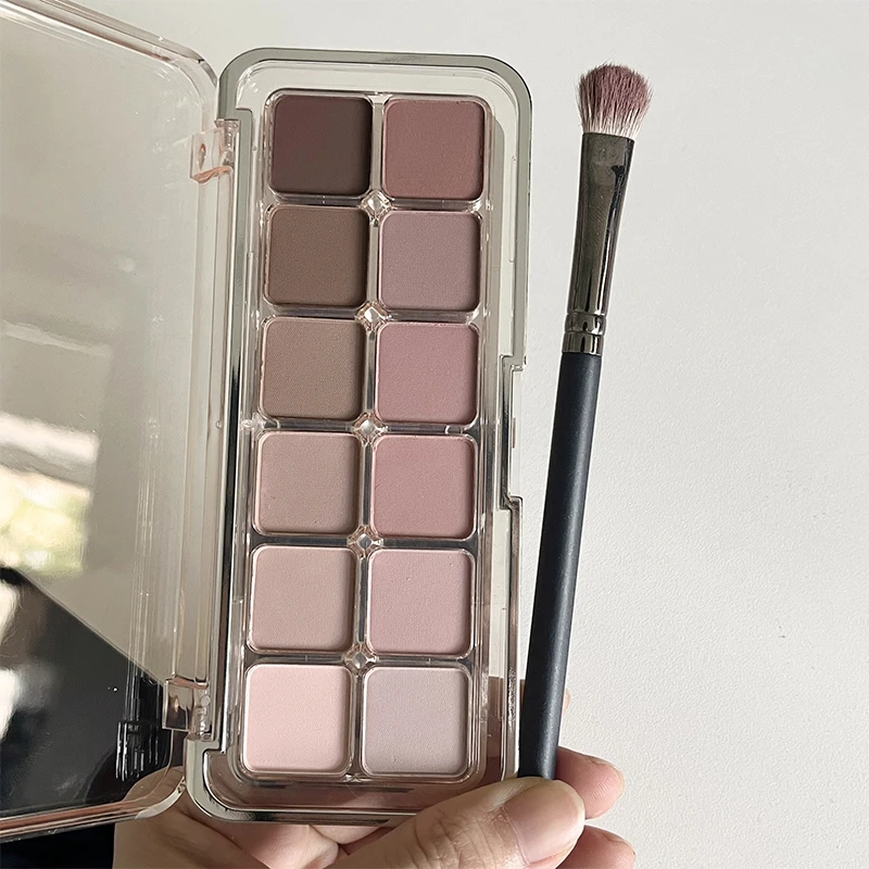 低饱和韩系伪素颜12影盘哑光清冷灰粉大地色日常眼影学生裸妆