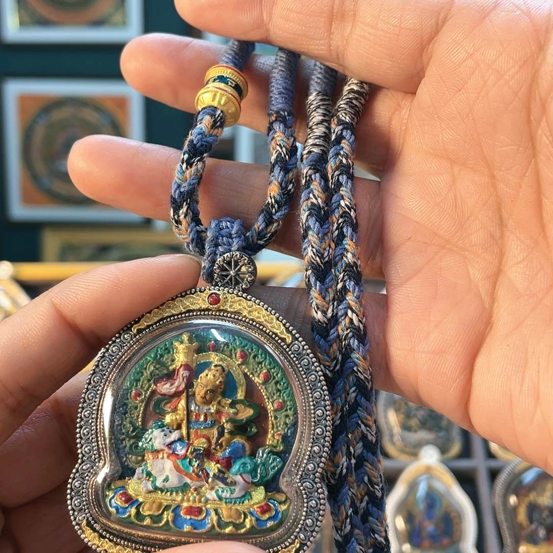 财宝天手绘亚克力盒子包s925盒有绳