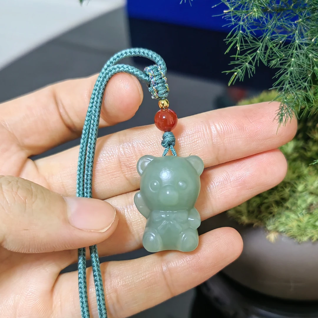 和田玉且末蓝小熊吊坠新疆料