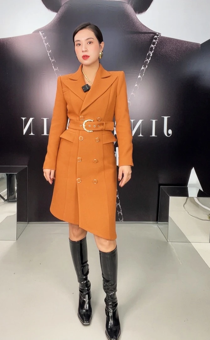 LA MIA UNICA/本唯梵设计师款斜摆双排扣连衣裙