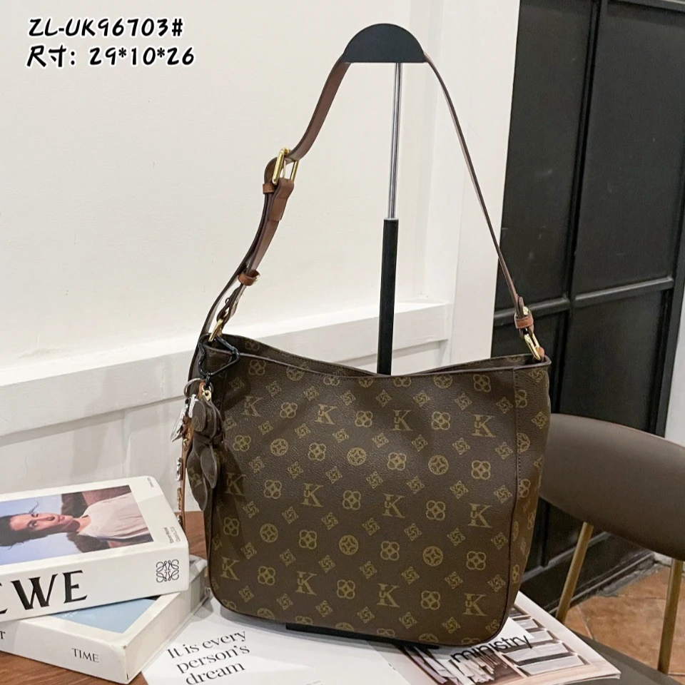 UK优库迪斯轻奢新款腋下包大包托特包单肩斜挎包通勤包托特包