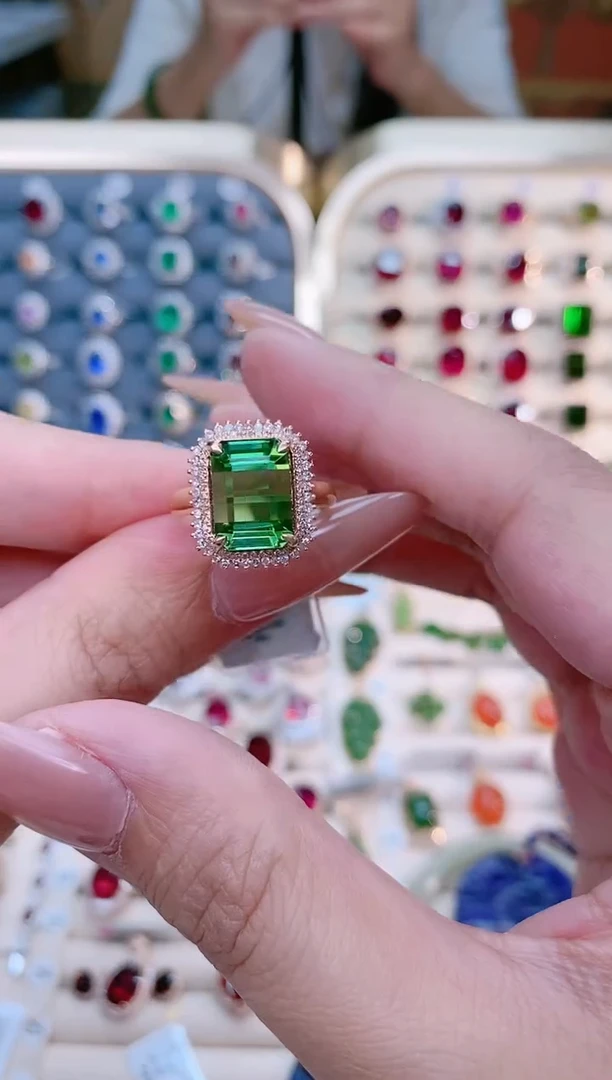 【闪购商品】碧玺18k金戒指18K金镶嵌-J