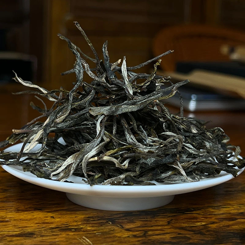 2018年云南邦崴古树茶生普洱茶生茶特级高品质古树茶兰香山野气韵