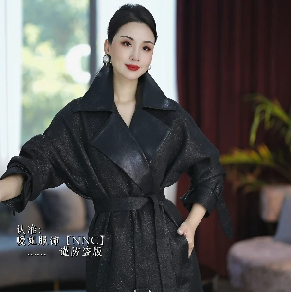【NNC】2025浮雕提花大翻领风衣气质时尚黑色显瘦 (含本料腰带）