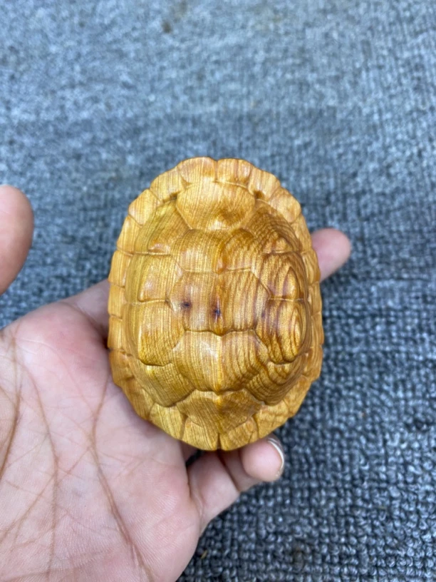 太行崖柏陈化料 富甲一方手把件