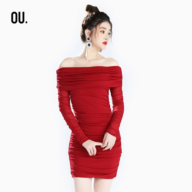 OU.FASHION/欧点气质露肩连衣裙6112230359红色性感一字肩包臀