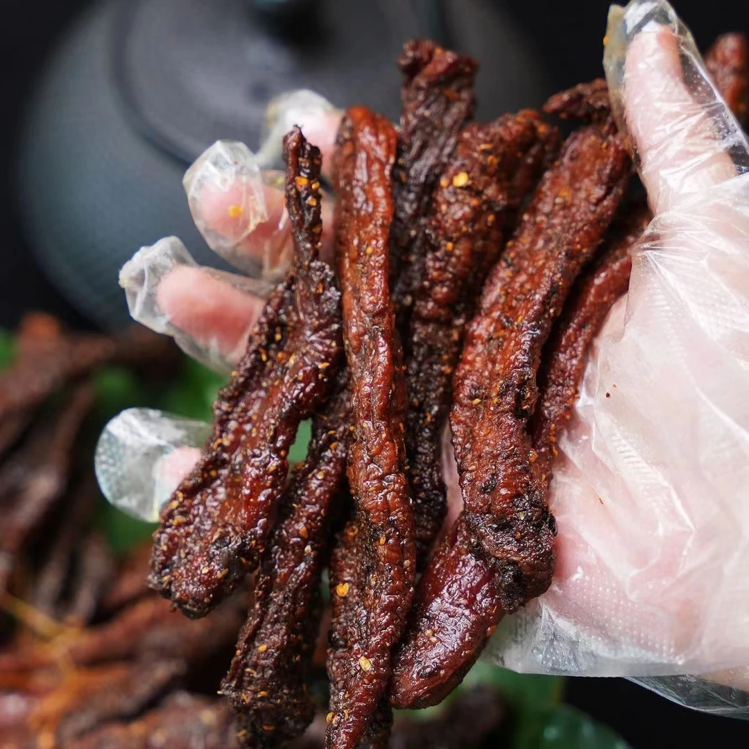 【阿佤小妹】独立小包装云南香茅草碳烤猪干巴香辣猪肉脯即食解馋