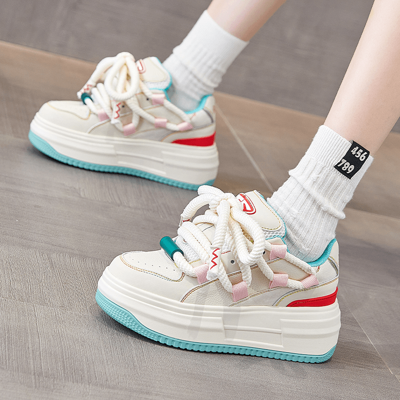 袖琛 轻奢品牌6CM松糕厚底内增高皮质小个子时尚休闲运动板鞋女2024