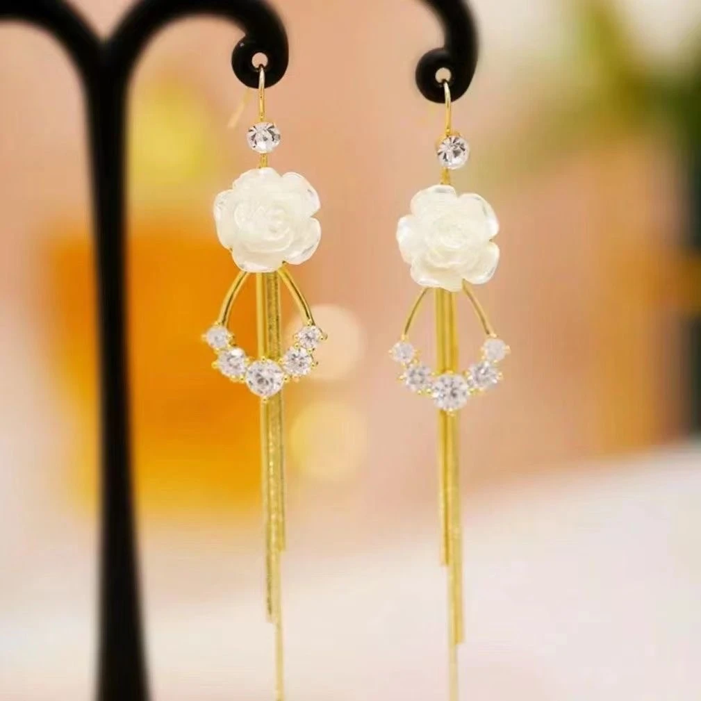 铜合金耳饰 （77号）新款潮绿色喵喵石花朵流苏耳环爆款