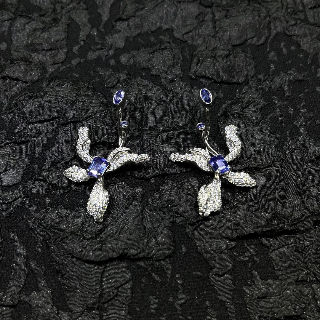 金怡Jewelry-天然坦桑石鸢尾花立体耳坠优雅设计款重工s925银镶嵌