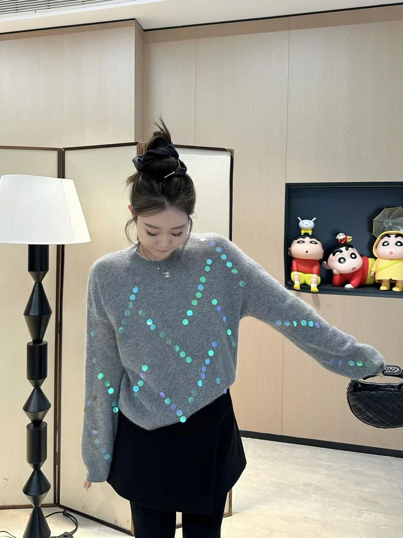 琪琪怪怪大码女装【节日氛围】重工亮片软糯慵懒感毛衣T66011QTQ